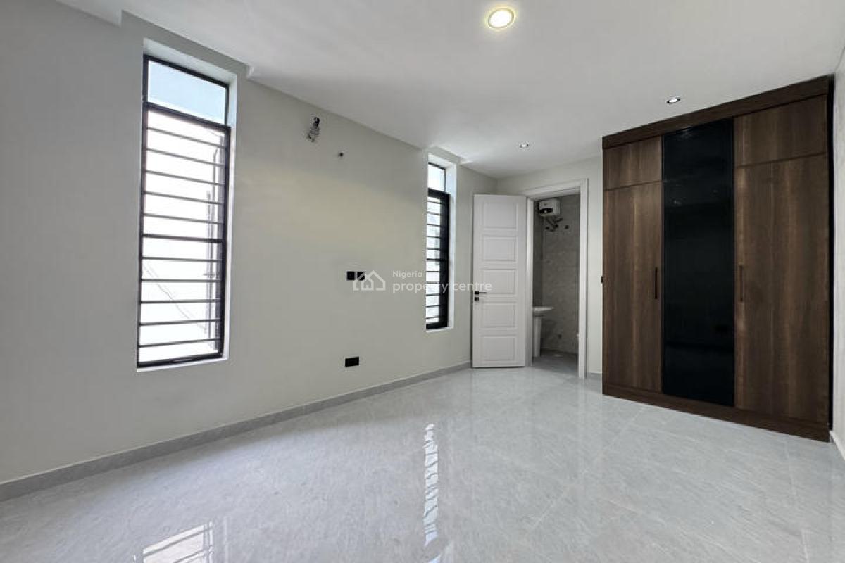 Stunning 5 Bedroom Detached House with Swimming Pool and Bq, Lekki, Lagos, Detached Duplex for Sale