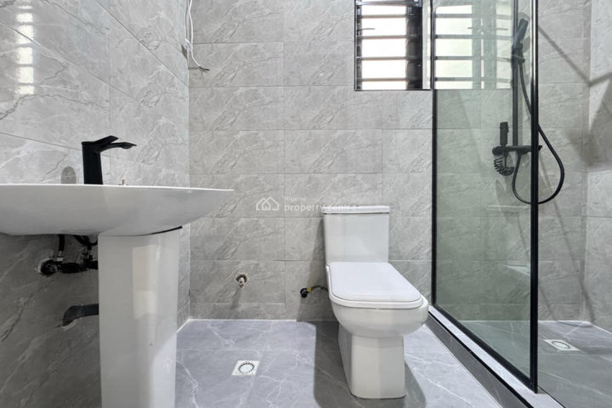 Stunning 5 Bedroom Detached House with Swimming Pool and Bq, Lekki, Lagos, Detached Duplex for Sale