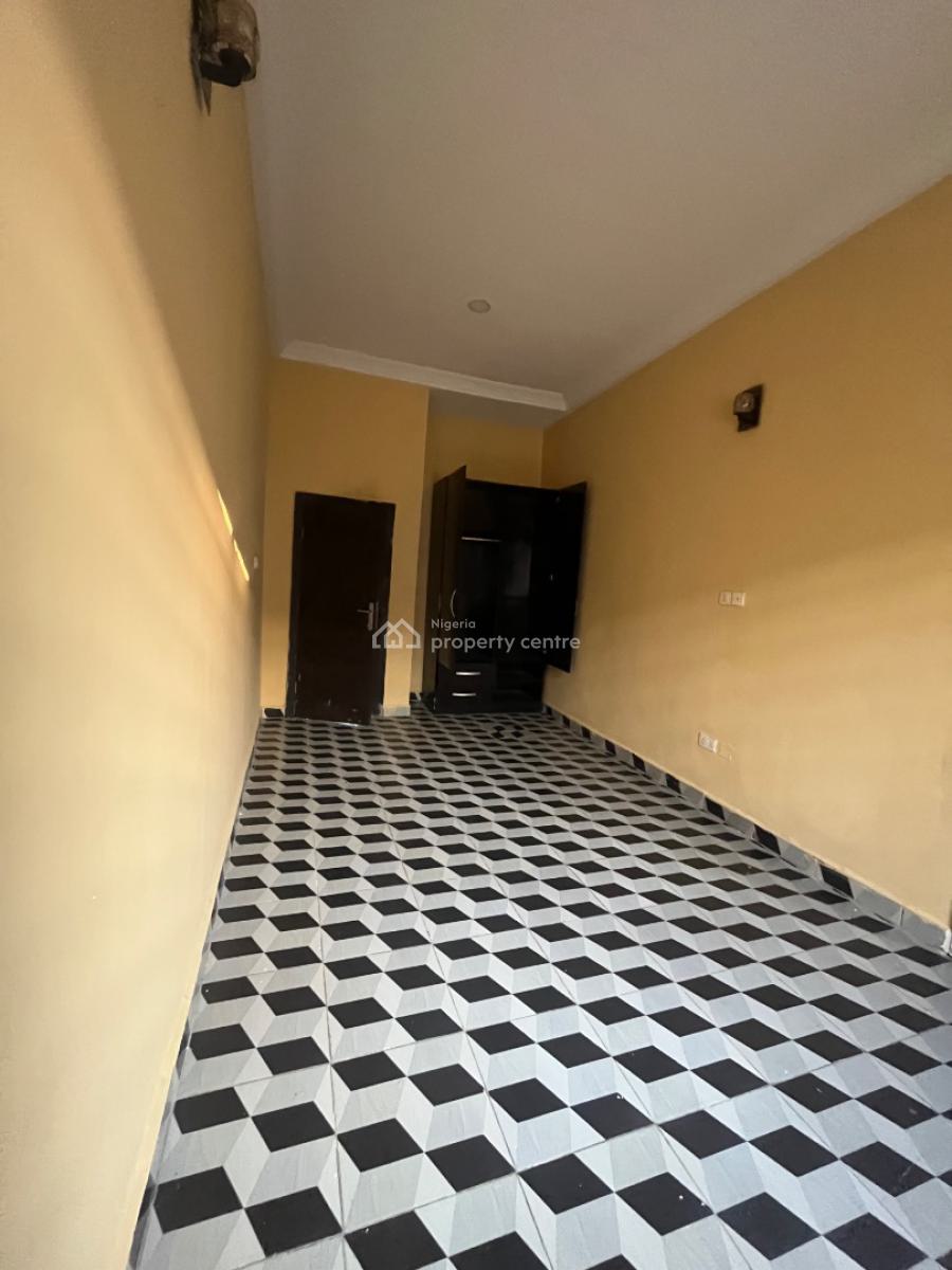 2 Bedrooms Flat, Coastal Road, Okun-ajah, Ajah, Lagos, Flat / Apartment for Rent