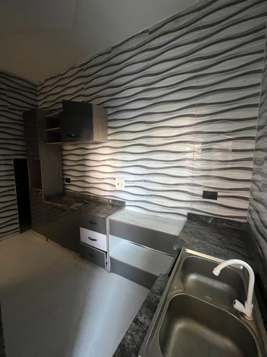 2 Bedroom Flat, Sliver Land Estate, Sangotedo, Ajah, Lagos, Flat / Apartment for Rent