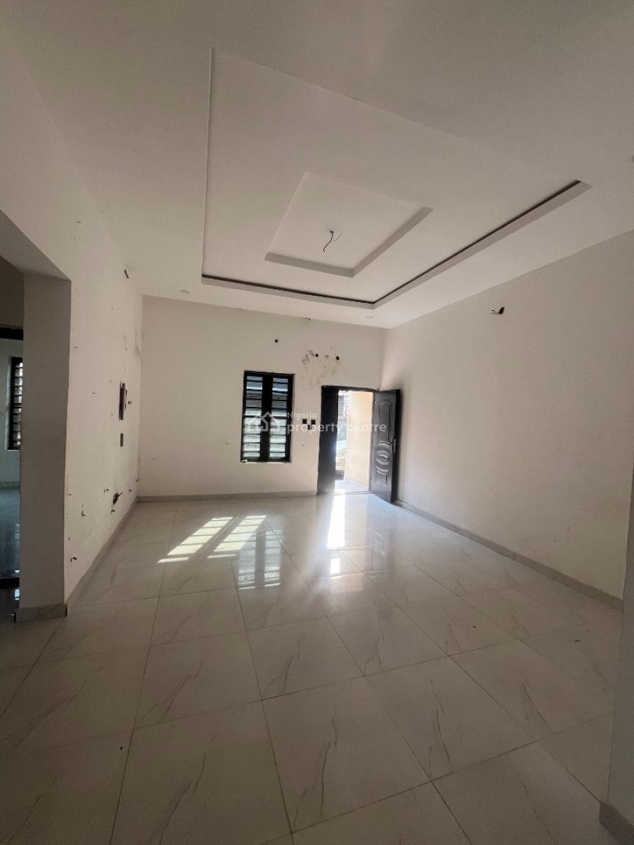 2 Bedroom Flat, Sliver Land Estate, Sangotedo, Ajah, Lagos, Flat / Apartment for Rent