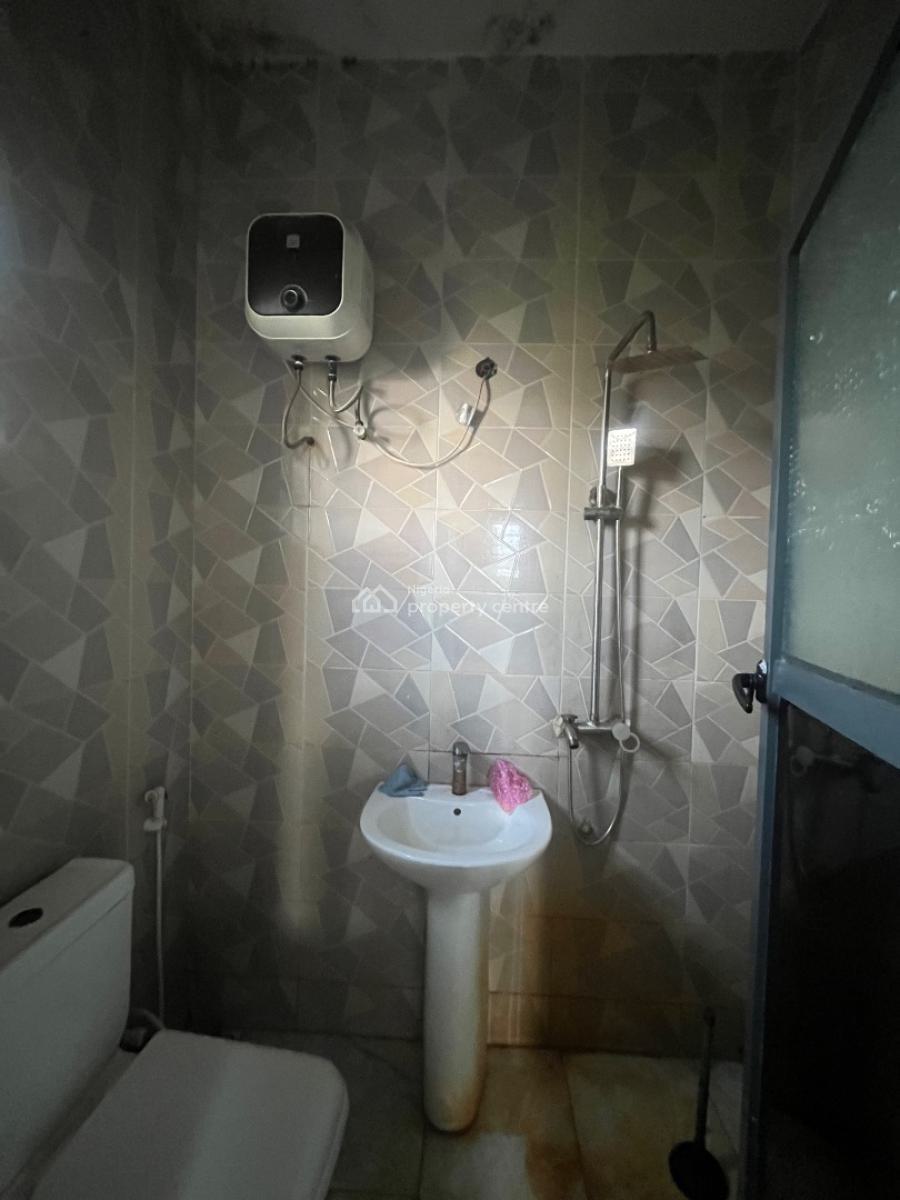 2 Bedroom Flat, Sliver Land Estate, Sangotedo, Ajah, Lagos, Flat / Apartment for Rent