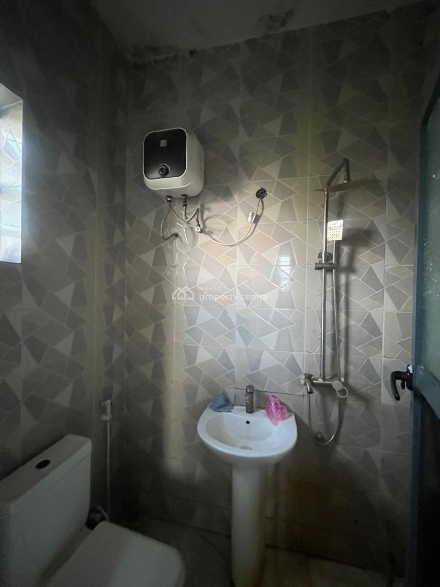 2 Bedroom Flat, Sliver Land Estate, Sangotedo, Ajah, Lagos, Flat / Apartment for Rent