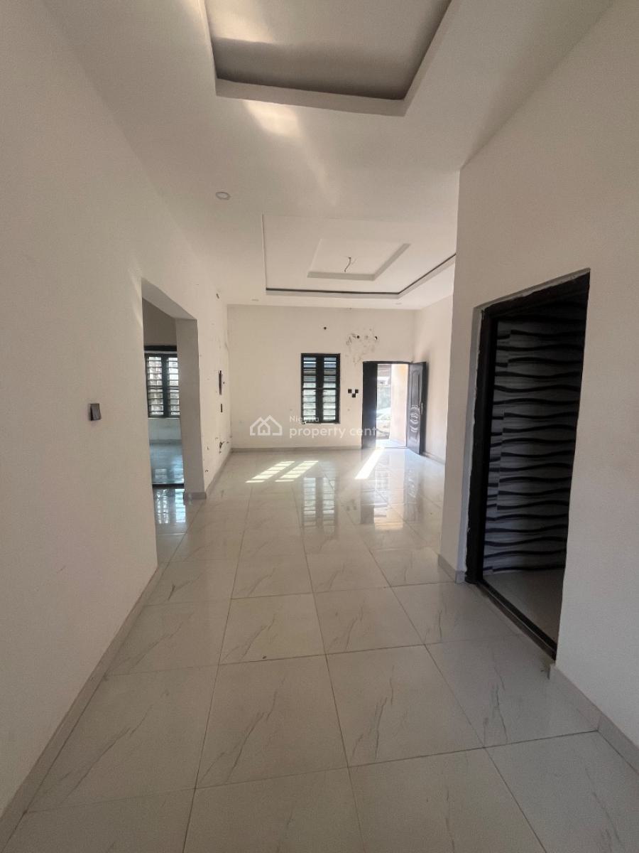 2 Bedroom Flat, Sliver Land Estate, Sangotedo, Ajah, Lagos, Flat / Apartment for Rent