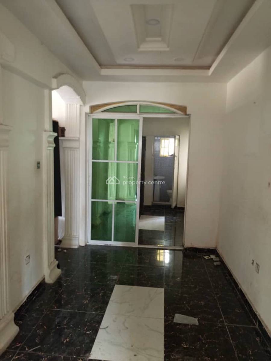 Beautiful and Clean 2bedroom Flat, Abraham Adesanya, Lekki Phase 2, Lekki, Lagos, Flat / Apartment for Rent