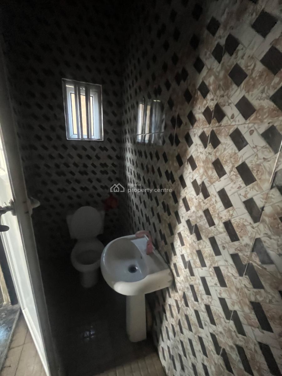2bedroom Flat, Peace Land Estate, Ogombo, Ajah, Lagos, Flat / Apartment for Rent