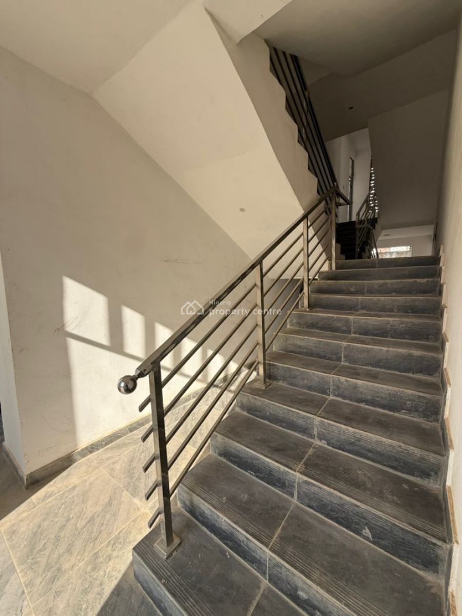 3 Bedroom Apartment, Dakibiyu, Wuye, Abuja, Flat / Apartment for Sale