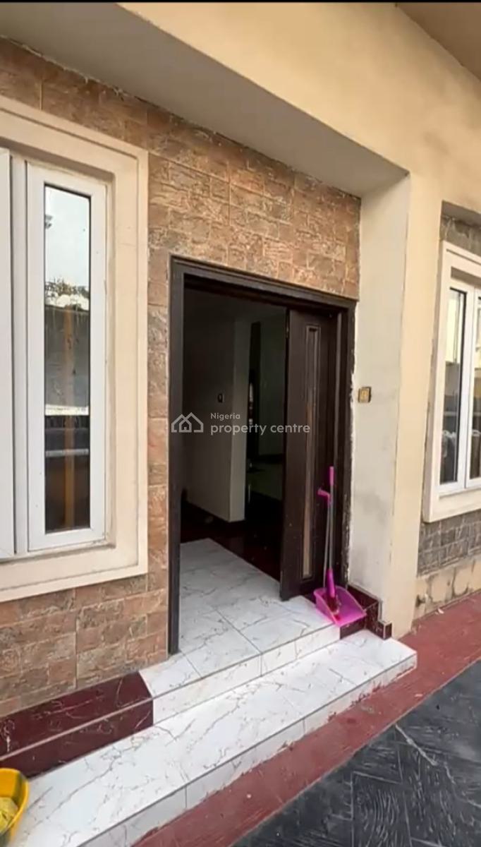 Luxury and Spacious Miniflat with Guest Toilet  in a Serene Estate, Chevron, Bera Estate, Lekki, Lagos, Mini Flat (room and Parlour) for Rent