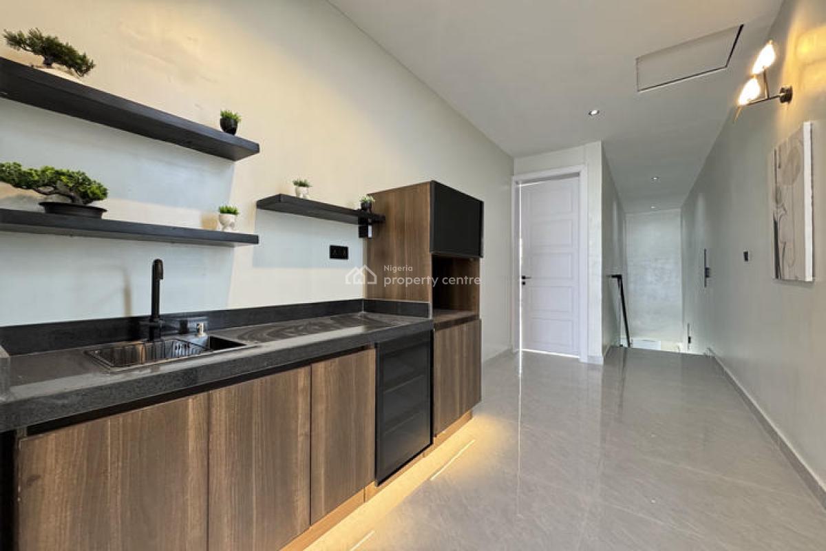 Stunning 5 Bedrooms Detached House with Swimming Pool and Bq, Lekki, Lagos, Detached Duplex for Sale