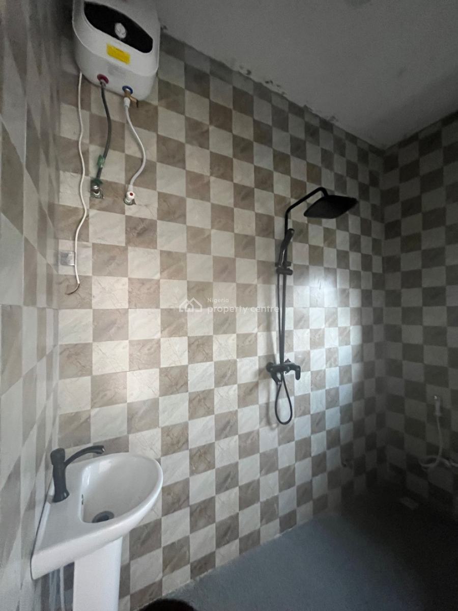 2bed Room Flat, Coastal Road, Okun-ajah, Ajah, Lagos, Flat / Apartment for Rent