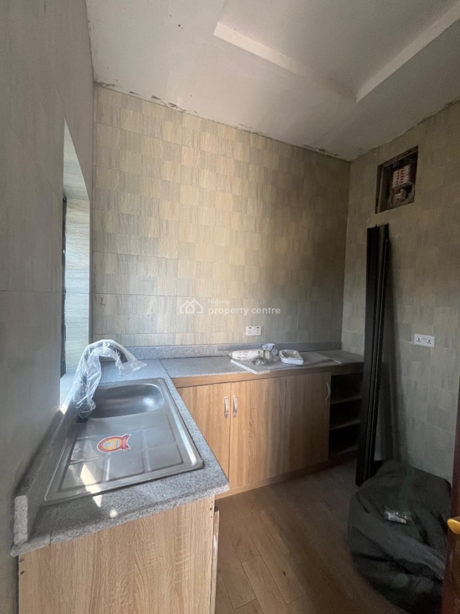 2bed Room Flat, Coastal Road, Okun-ajah, Ajah, Lagos, Flat / Apartment for Rent