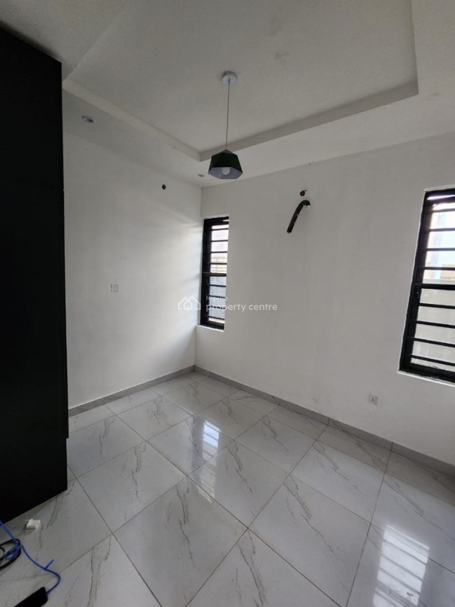 2bed Room Flat, Coastal Road, Okun-ajah, Ajah, Lagos, Flat / Apartment for Rent