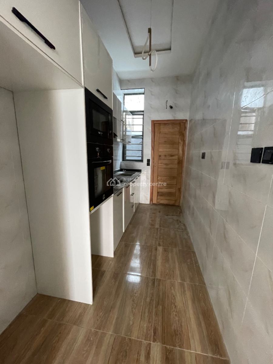 3/4-bedroom Terrace Duplex, Chevron, Lekki, Lagos, Terraced Duplex for Sale