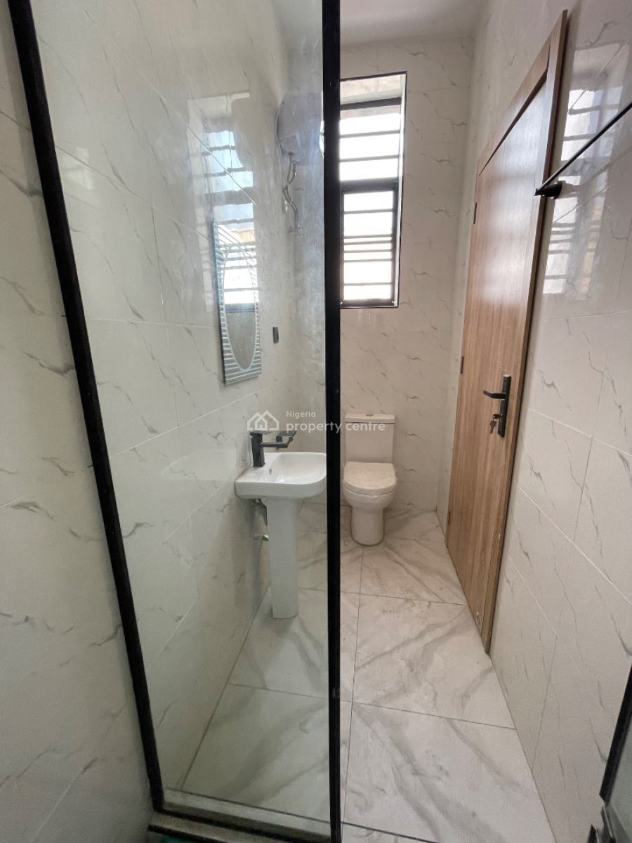 3/4-bedroom Terrace Duplex, Chevron, Lekki, Lagos, Terraced Duplex for Sale