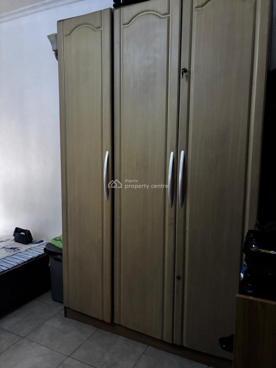 Luxury 3br Unfurnished, Phase2, Magodo, Lagos, Flat / Apartment for Sale