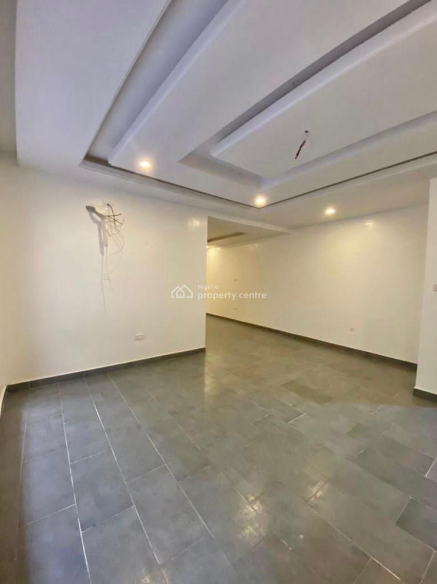 2bed Room Apartment, Olgolo Estate, Ologolo, Lekki, Lagos, Flat / Apartment for Rent