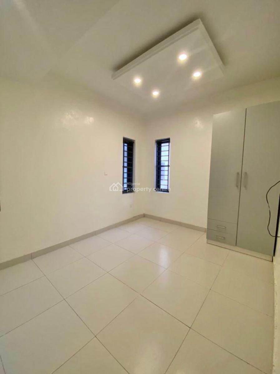 2bed Room Apartment, Olgolo Estate, Ologolo, Lekki, Lagos, Flat / Apartment for Rent