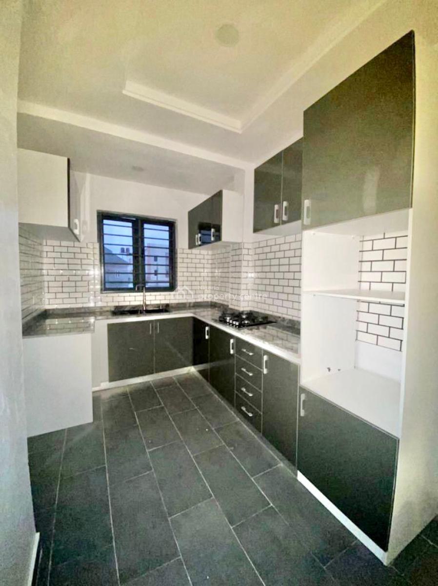 2bed Room Apartment, Olgolo Estate, Ologolo, Lekki, Lagos, Flat / Apartment for Rent