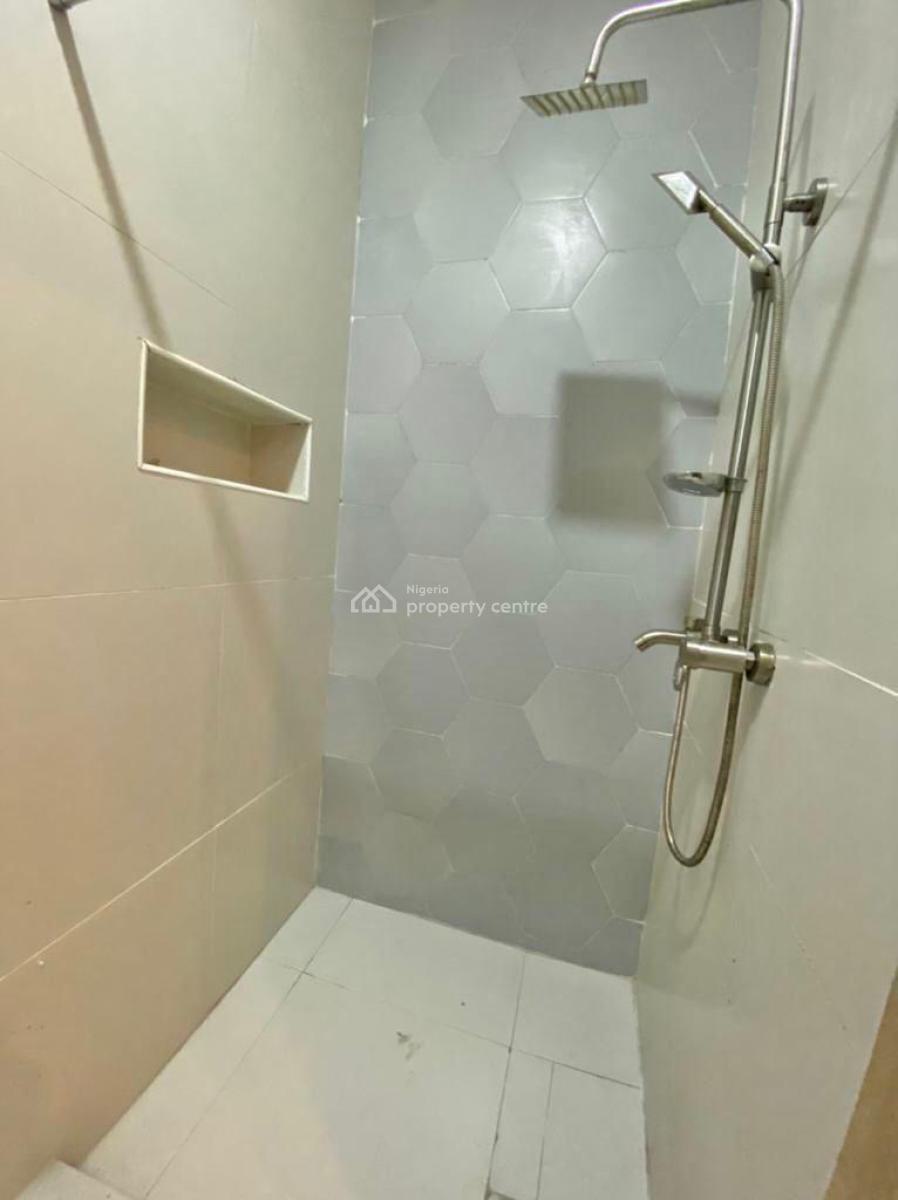 2bed Room Apartment, Olgolo Estate, Ologolo, Lekki, Lagos, Flat / Apartment for Rent