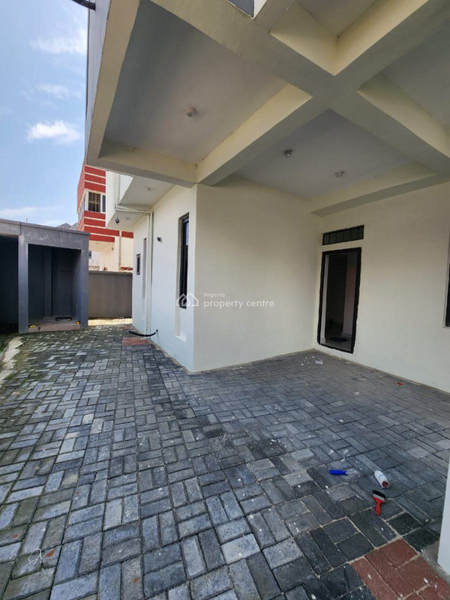 2 Bedroom Flat, Off Domino Pizza Ologolo Lekki Lagos, Ologolo, Lekki, Lagos, Flat / Apartment for Rent