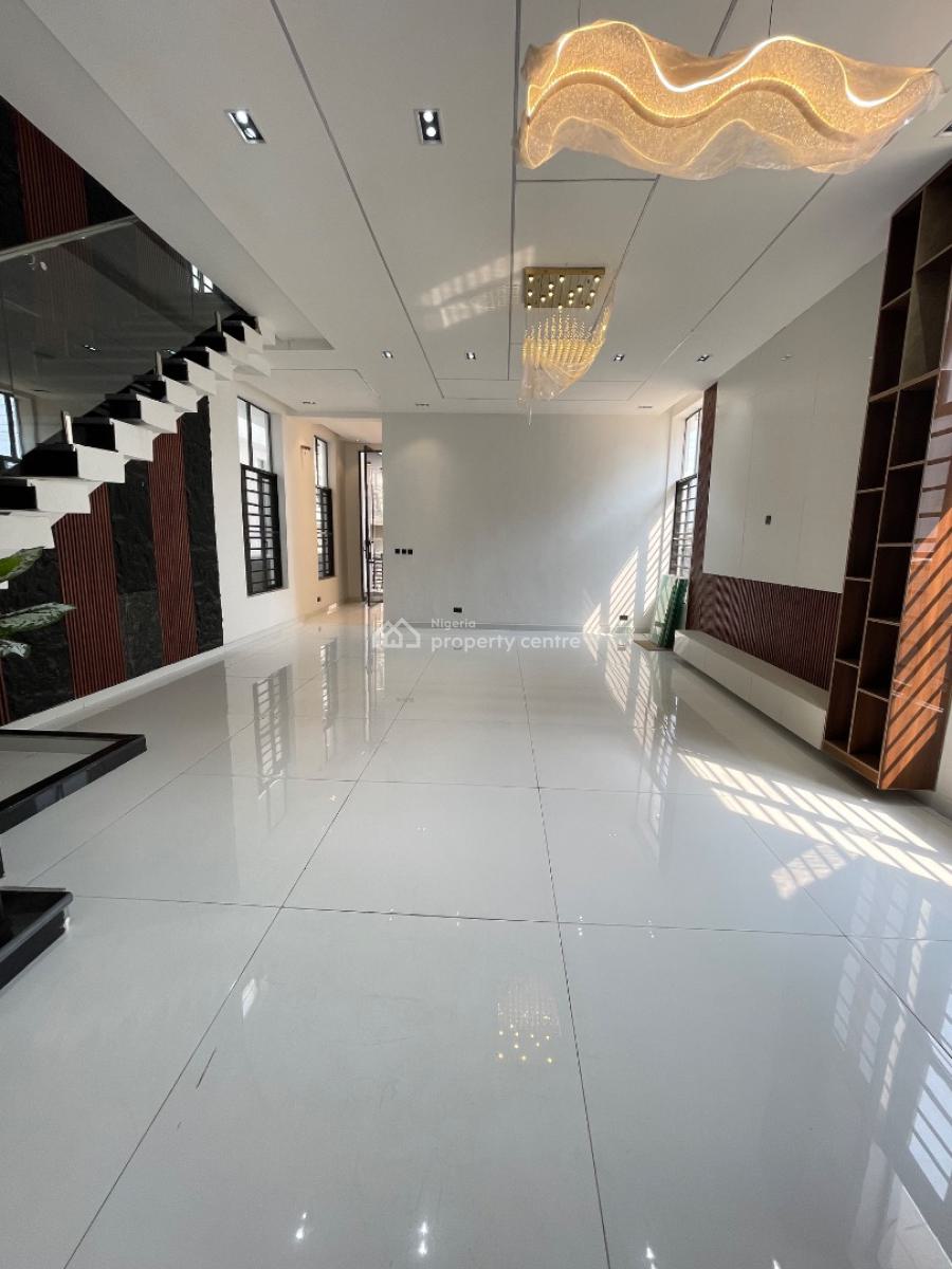 Spacious 5 Bedroom with Bq, Chevron, Lekki, Lagos, Detached Duplex for Sale