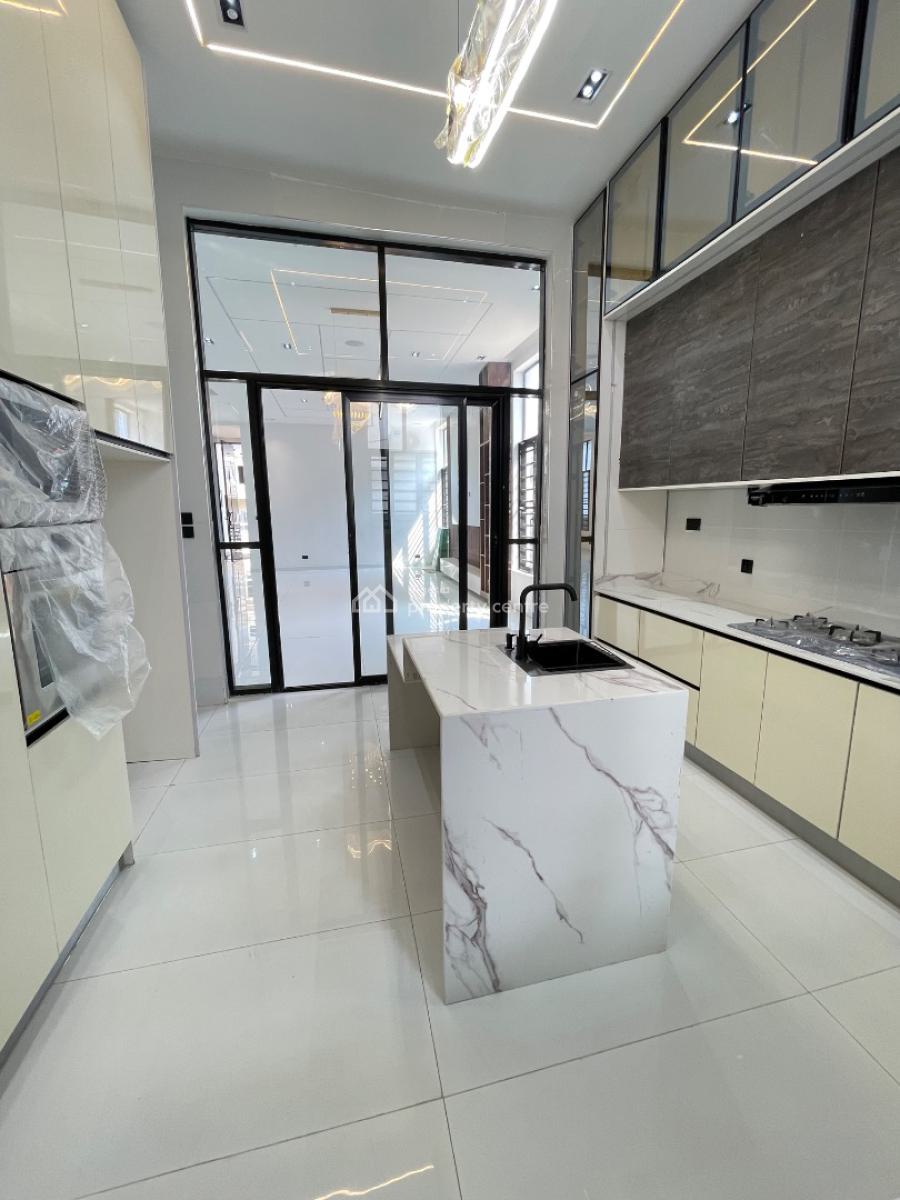 Spacious 5 Bedroom with Bq, Chevron, Lekki, Lagos, Detached Duplex for Sale