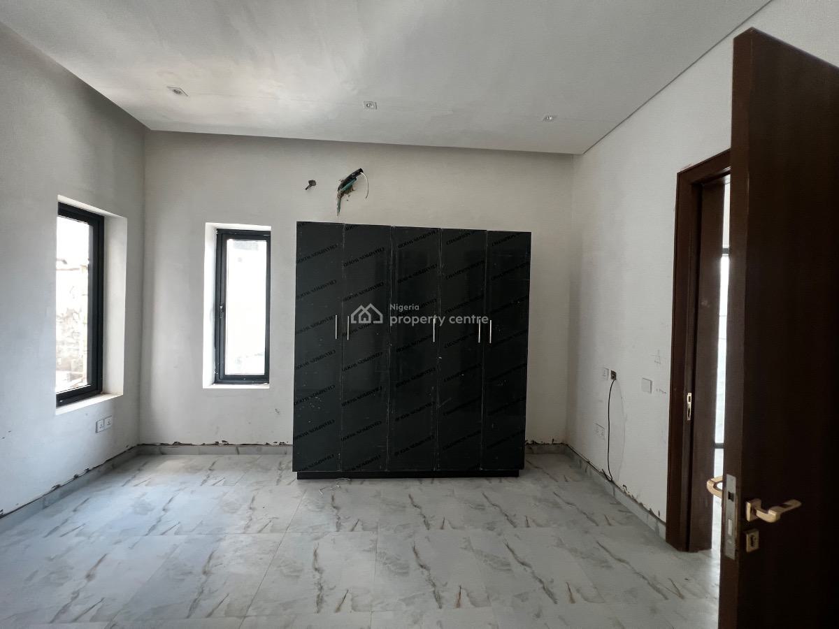 Spacious 4 Bedroom Semidetached Duplex with a Room Bq, Lekki Phase 1, Lekki, Lagos, Semi-detached Duplex for Sale