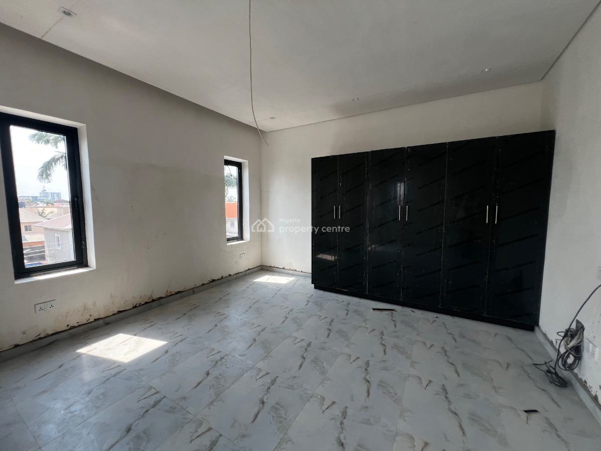 Spacious 4 Bedroom Semidetached Duplex with a Room Bq, Lekki Phase 1, Lekki, Lagos, Semi-detached Duplex for Sale