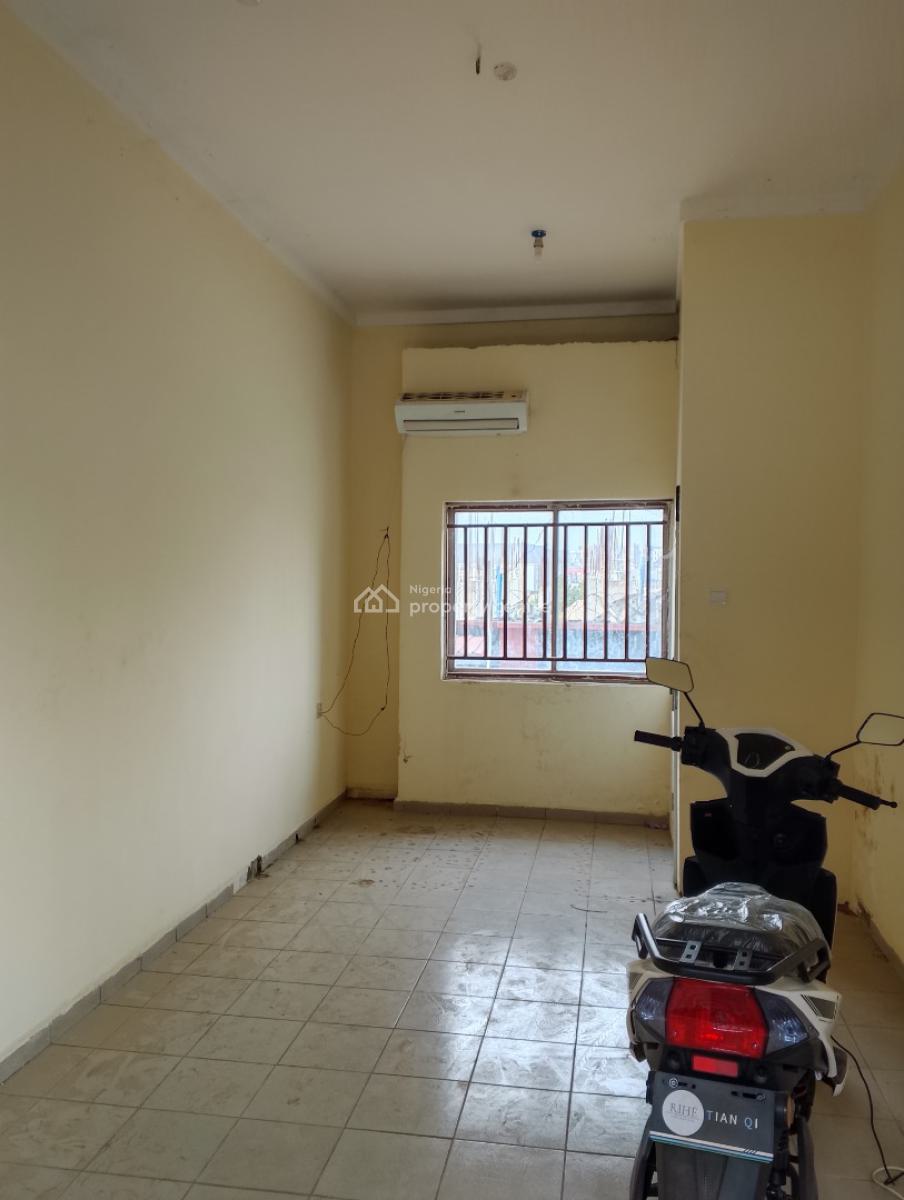 Office / Shop Space, Effects Plaza, Mabushi, Abuja, Shop for Rent