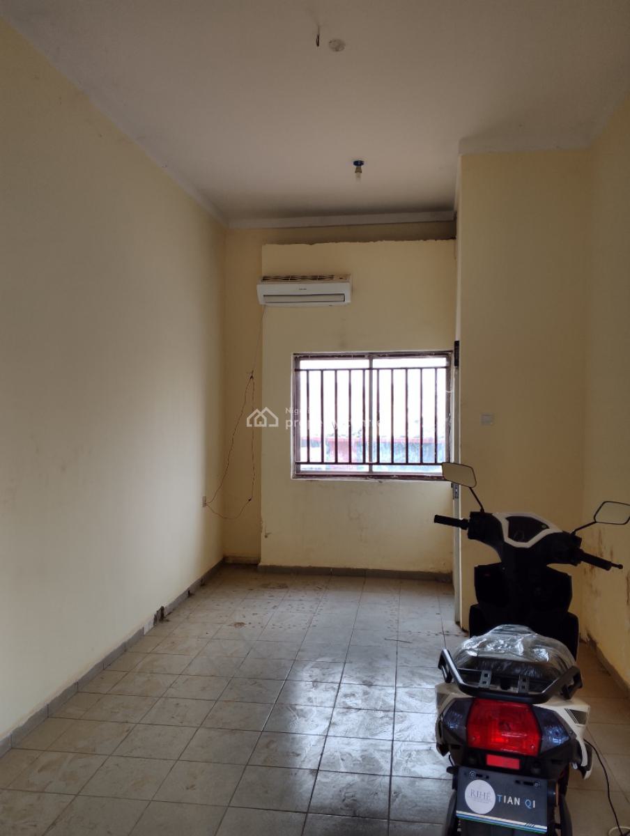 Office / Shop Space, Effects Plaza, Mabushi, Abuja, Shop for Rent