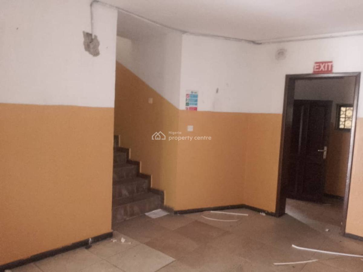 Massively  Built 7 Bedroom Semi Detached Duplex with 2 Rooms B.q, Ikeja Gra, Ikeja, Lagos, Semi-detached Duplex for Rent