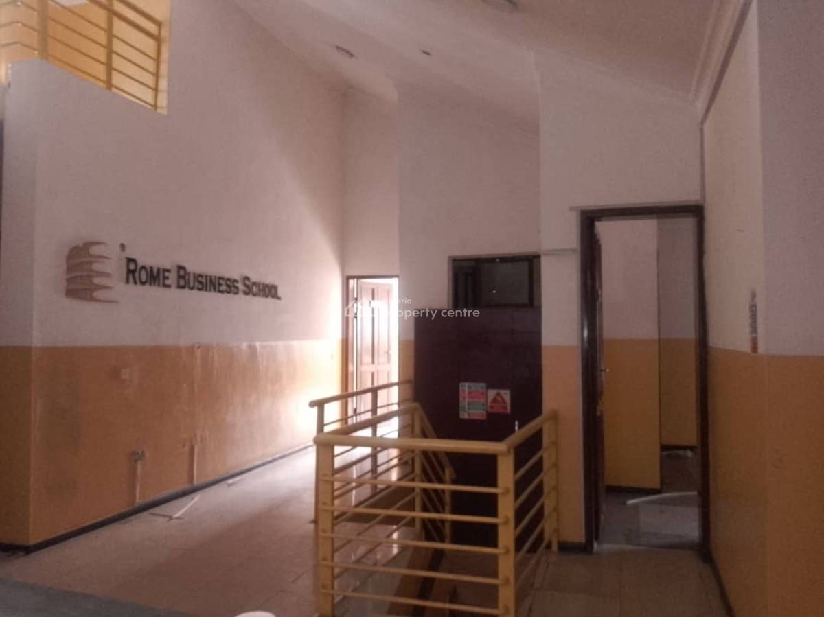 Massively  Built 7 Bedroom Semi Detached Duplex with 2 Rooms B.q, Ikeja Gra, Ikeja, Lagos, Semi-detached Duplex for Rent