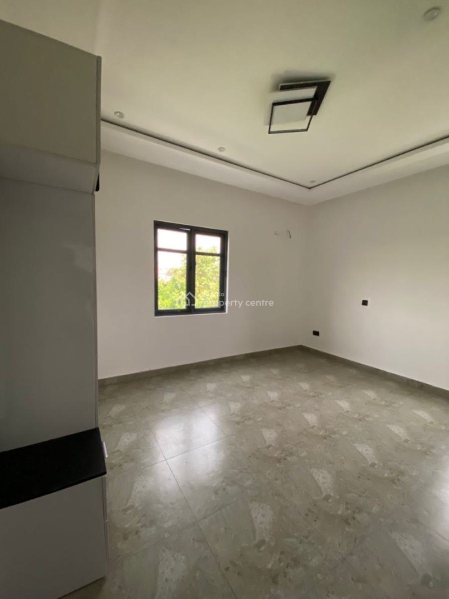 Excutive 3 Bedroom Apartment, Novare Mall, Lekki Phase 2, Sangotedo, Ajah, Lagos, Flat / Apartment for Rent