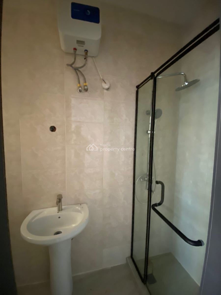 Excutive 3 Bedroom Apartment, Novare Mall, Lekki Phase 2, Sangotedo, Ajah, Lagos, Flat / Apartment for Rent