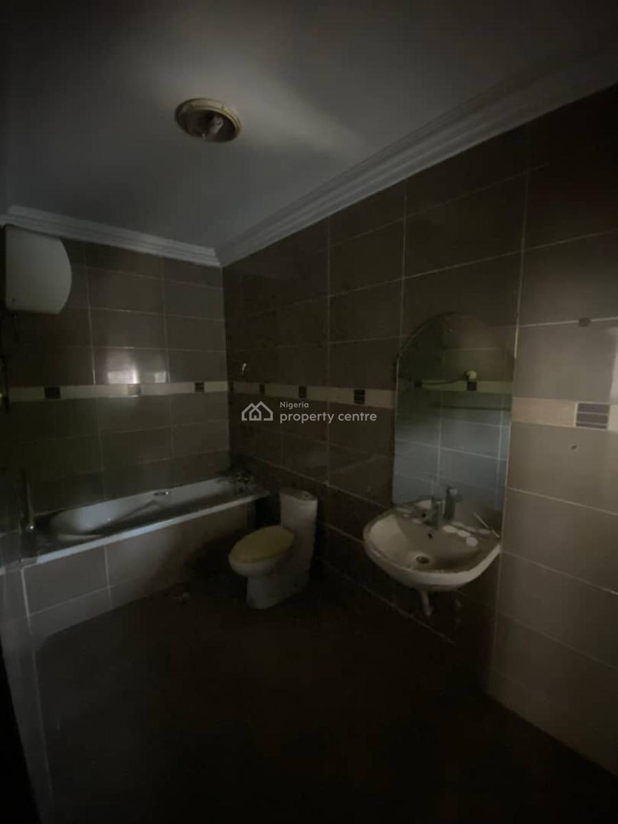 Fully Serviced 4-bedroom Semi-detached with a Swimming Pool, Old Ikoyi, Ikoyi, Lagos, Semi-detached Duplex for Rent