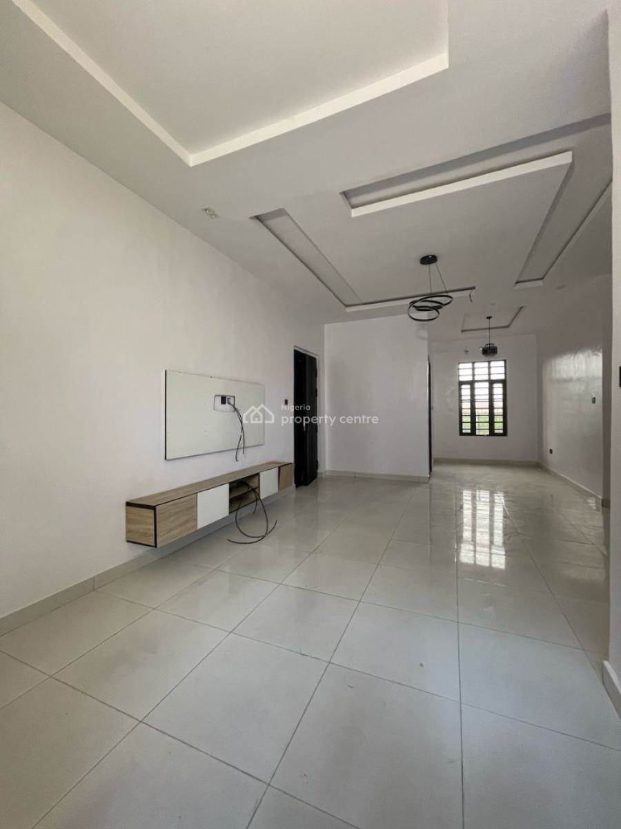 Luxurious 2 Bedroom Apartment, Ajah, Lagos, Block of Flats for Sale