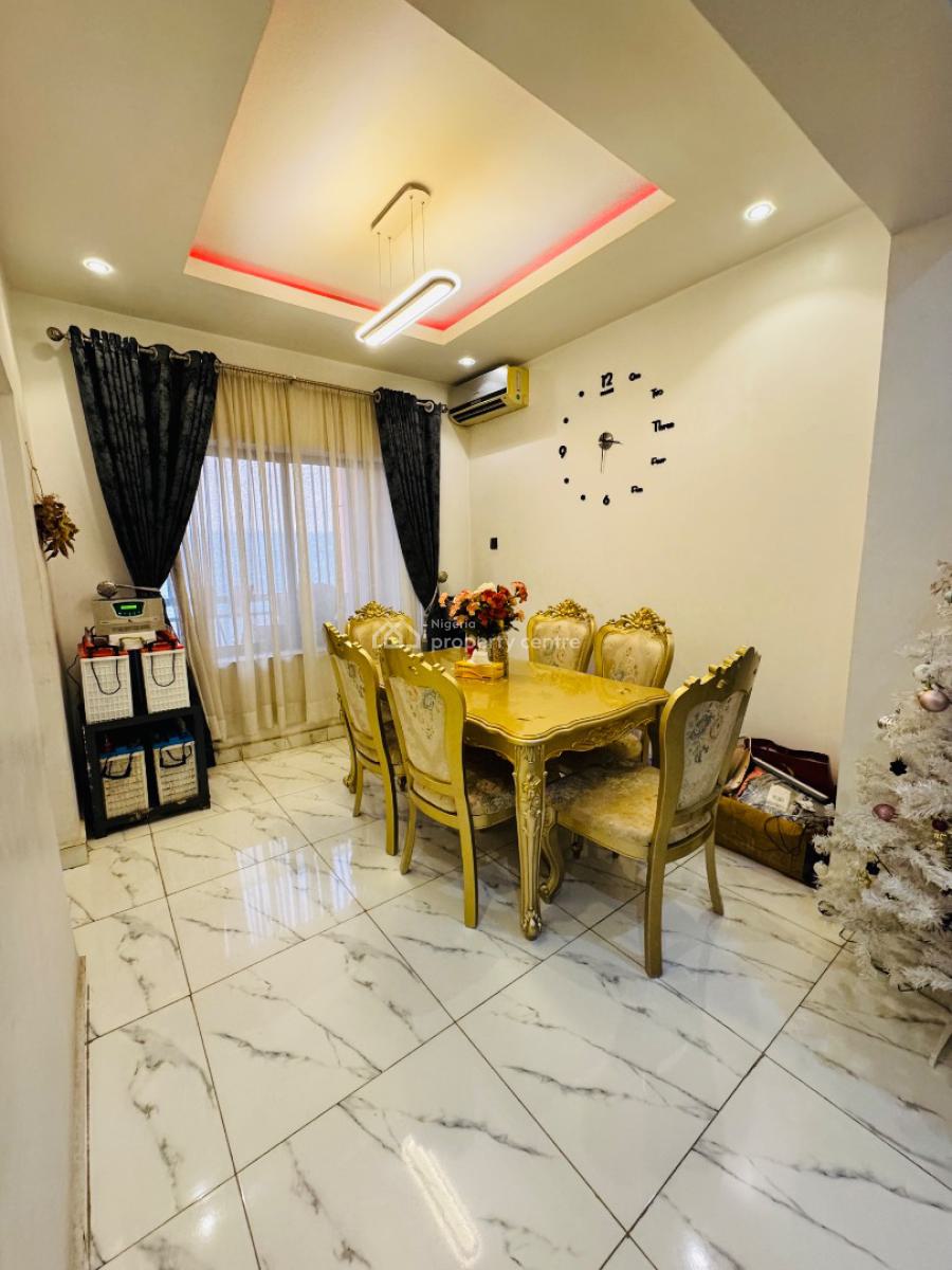 Squeaky & Exquisite Built 2 Bedroom Apartments, Gilmore Yard, Jahi, Abuja, Flat / Apartment for Sale