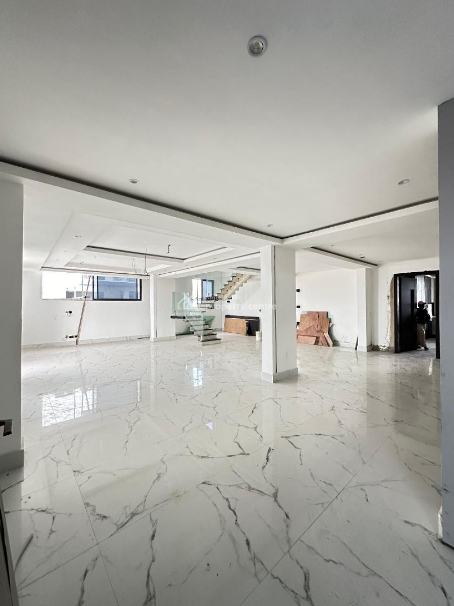 Elegantly Built 4 Bedroom Maisonette with Swimming Pool, Gym &elevator, Banana Island, Ikoyi, Lagos, Block of Flats for Sale