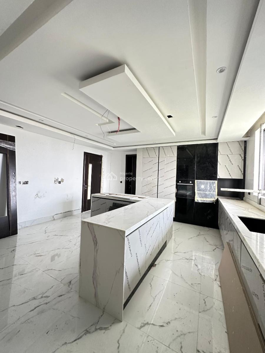 Elegantly Built 4 Bedroom Maisonette with Swimming Pool, Gym &elevator, Banana Island, Ikoyi, Lagos, Block of Flats for Sale