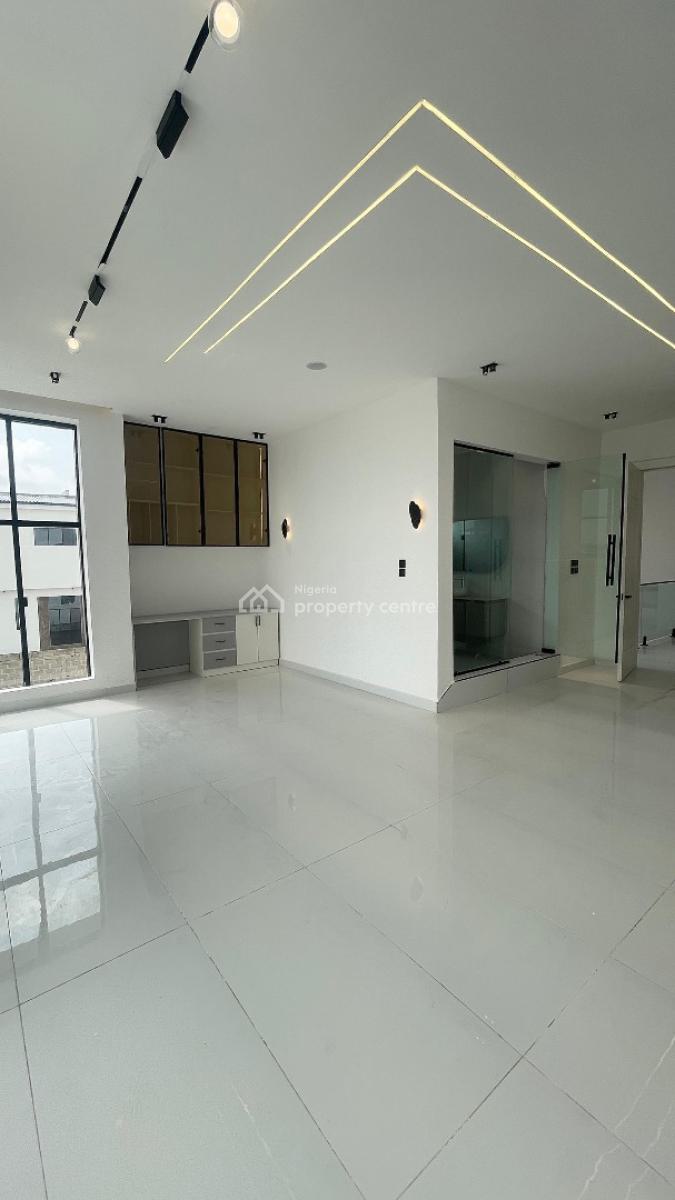 Magnificent 5 Bedroom, Chevron Drive, Lekki, Lagos, Detached Duplex for Sale