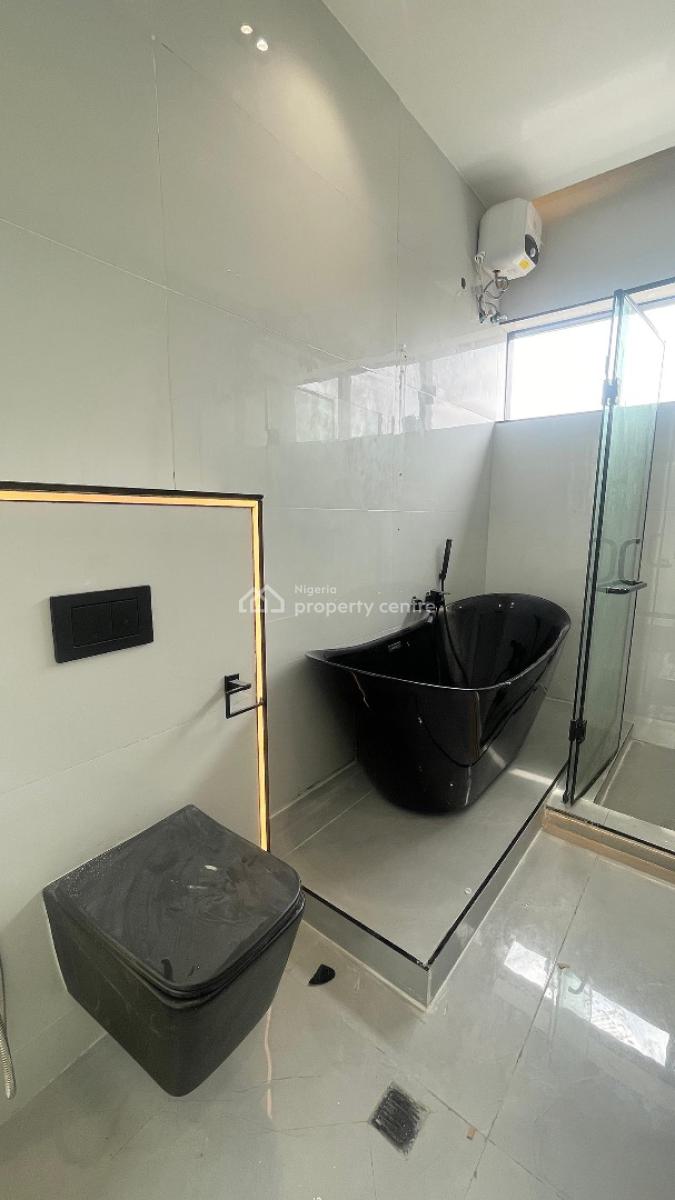 Magnificent 5 Bedroom, Chevron Drive, Lekki, Lagos, Detached Duplex for Sale