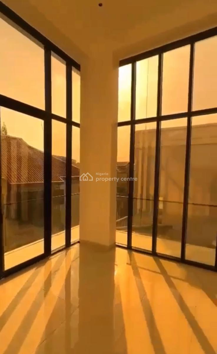 Luxury 3bedroom Apartment, Lekki Phase 1, Lekki, Lagos, Flat / Apartment for Sale