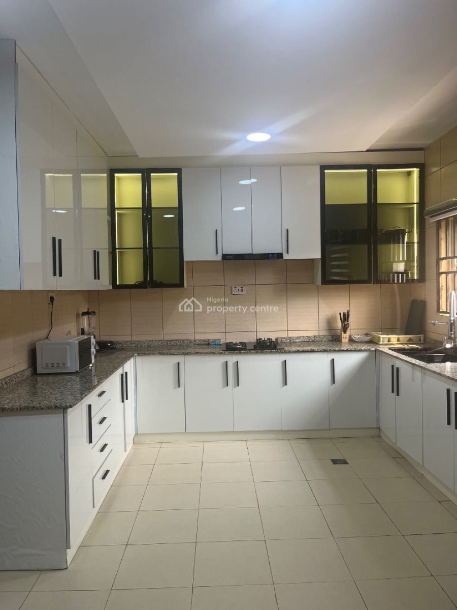 3 Bedroom, Wuse 2, Wuse 2, Abuja, Flat / Apartment Short Let