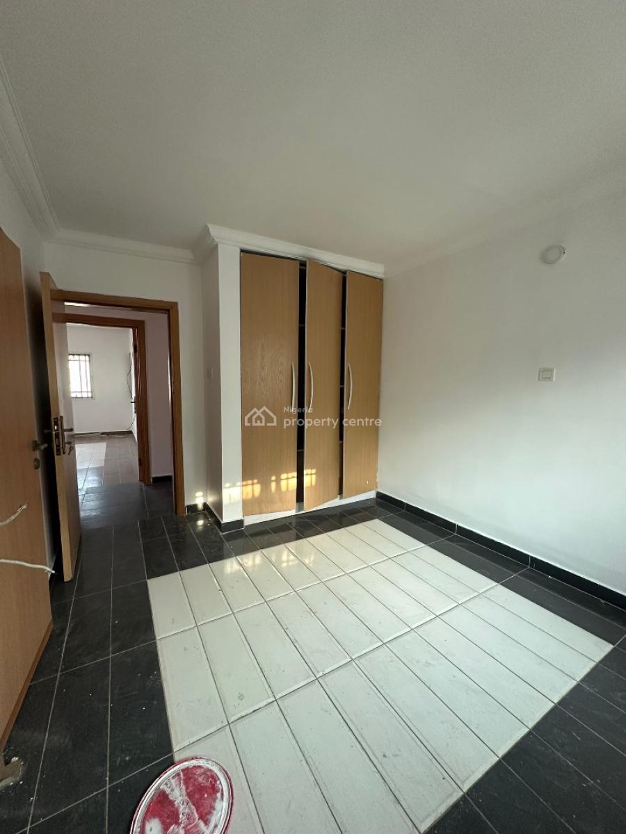 Renovated 4-bedroom Apartment, Ikota, Ikota, Lekki, Lagos, House for Rent