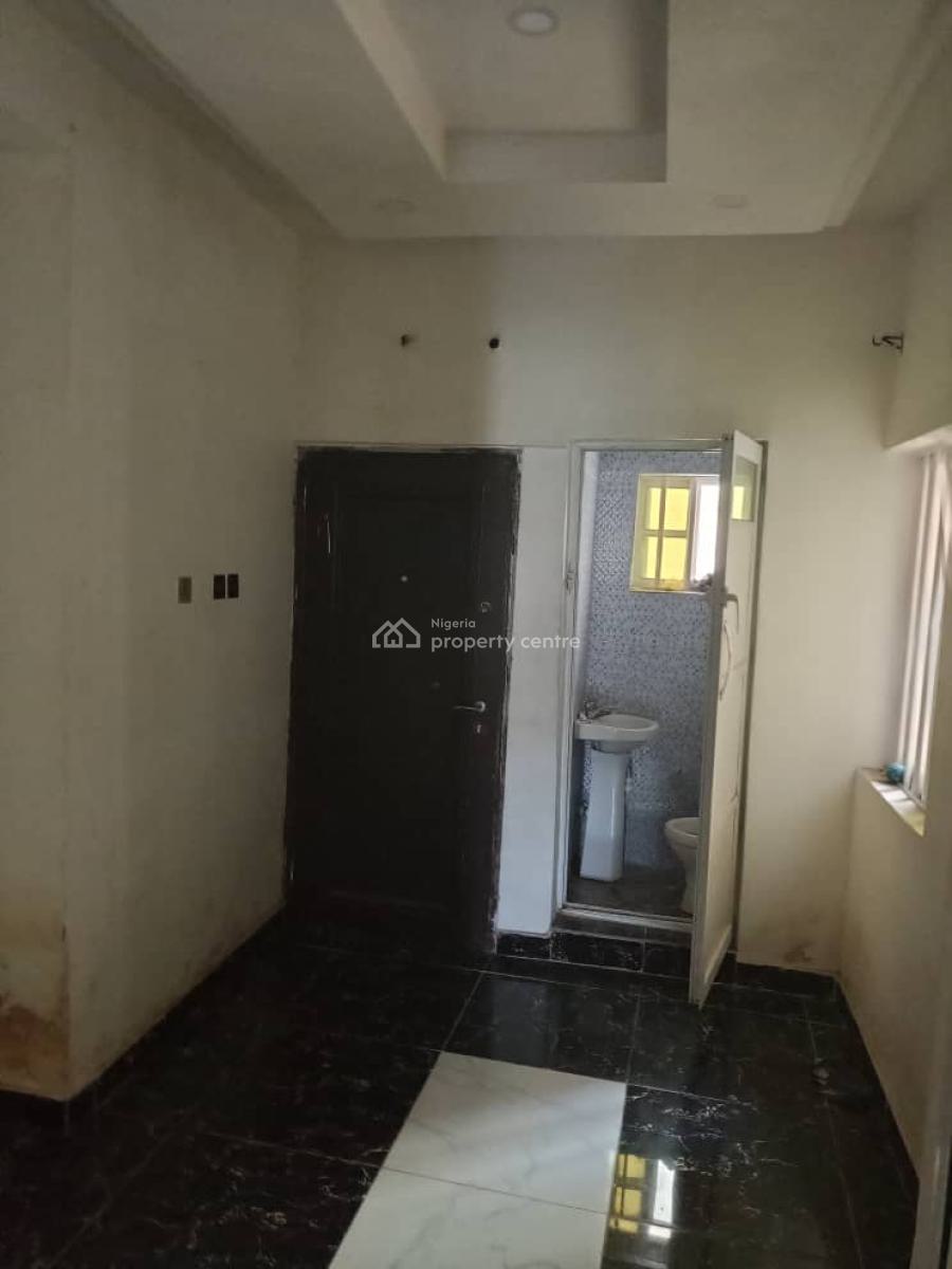 a Spacious and Standard 2bedroom Apartment, Lekki Peninsula, Ajah, Lagos, Flat / Apartment for Rent