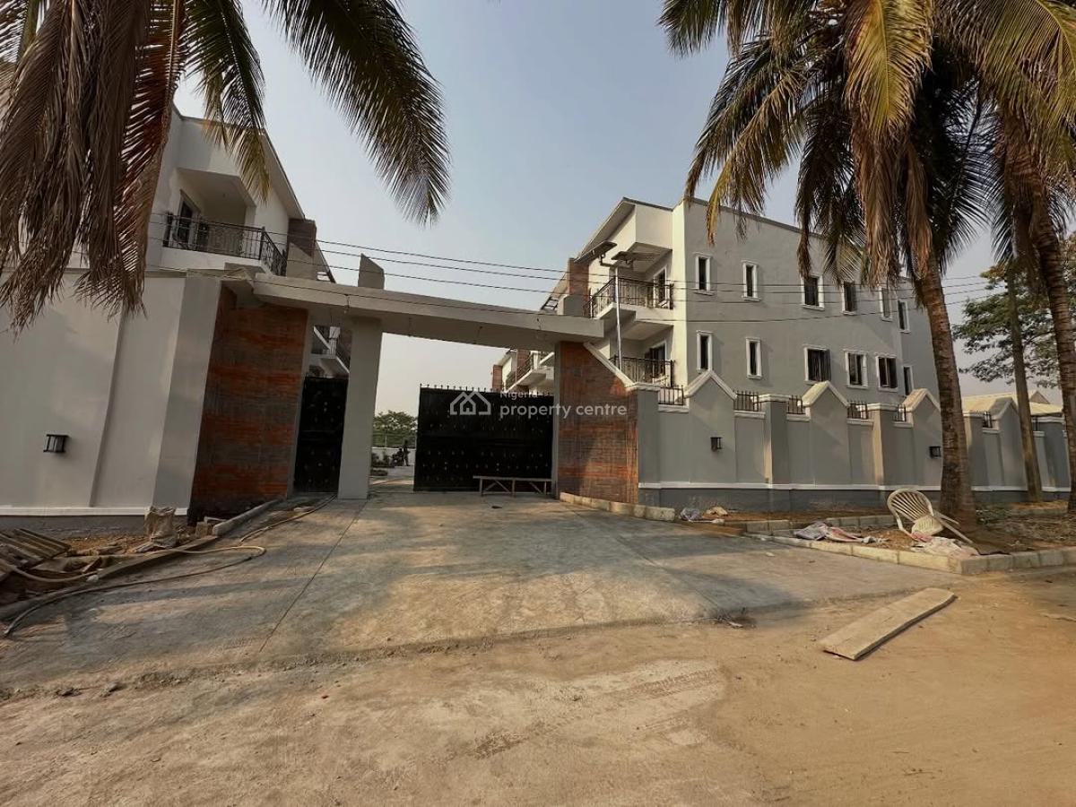 Elegant 4 Bedroom Terrace Duplex with 2 Living Room and Bq, Wuse, Abuja, Terraced Duplex for Sale