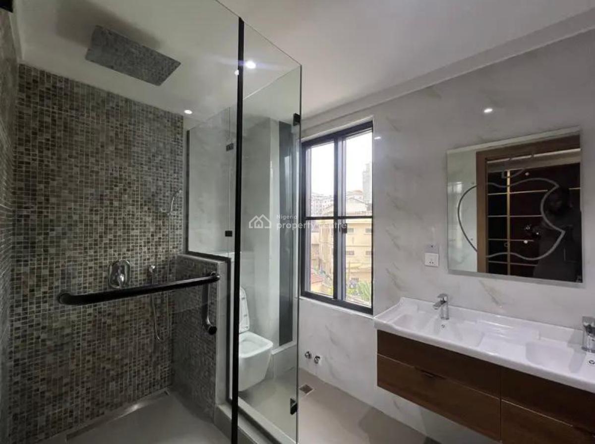 4-bedroom Semi Detached with Bq, Victoria Island (vi), Lagos, Semi-detached Duplex for Rent