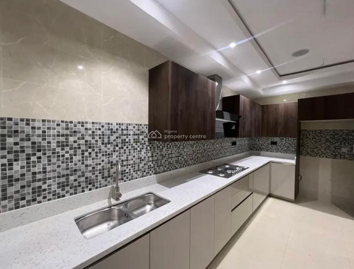 4-bedroom Semi Detached with Bq, Victoria Island (vi), Lagos, Semi-detached Duplex for Rent