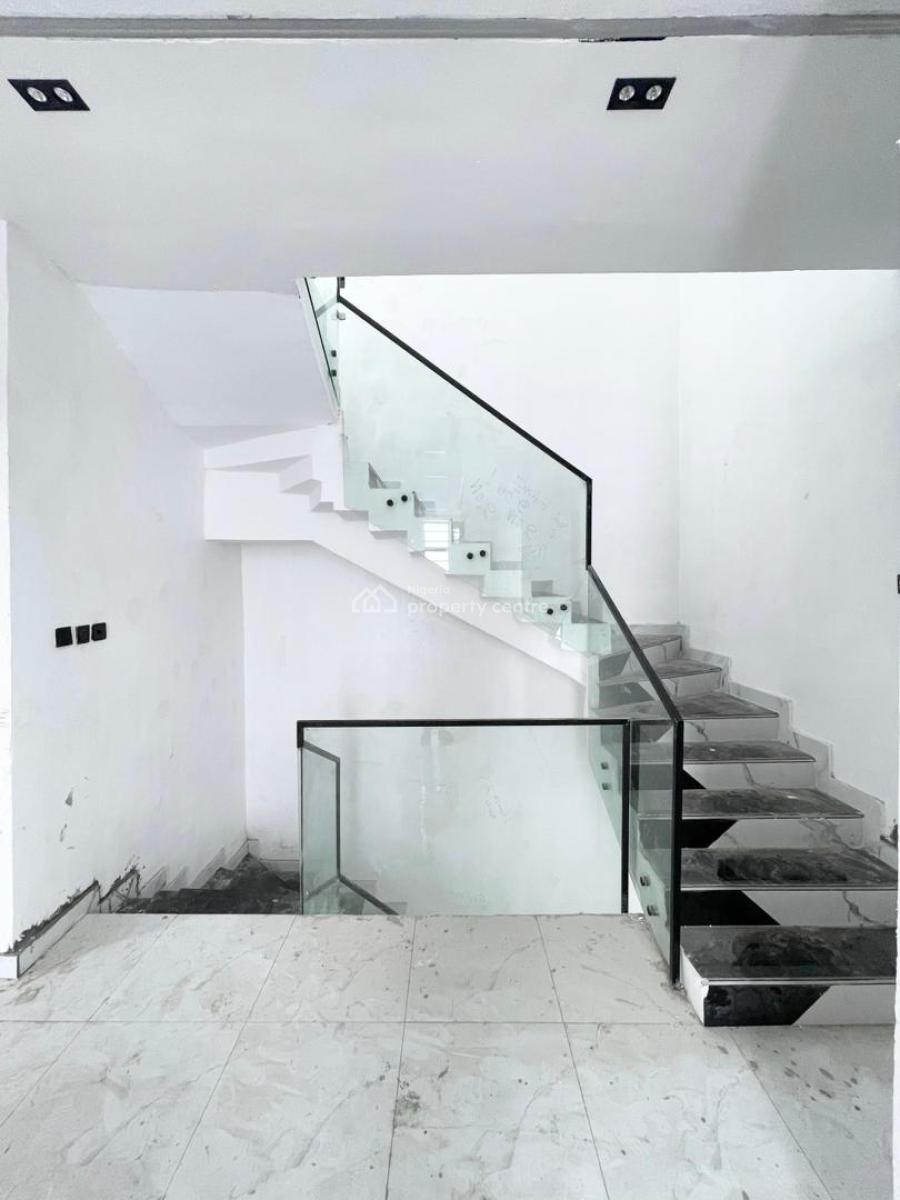 Lovely 5 Bedroom Fully Detached Duplex with Bq in a Secure Estate, Chevron, Lekki, Lagos, Detached Duplex for Sale