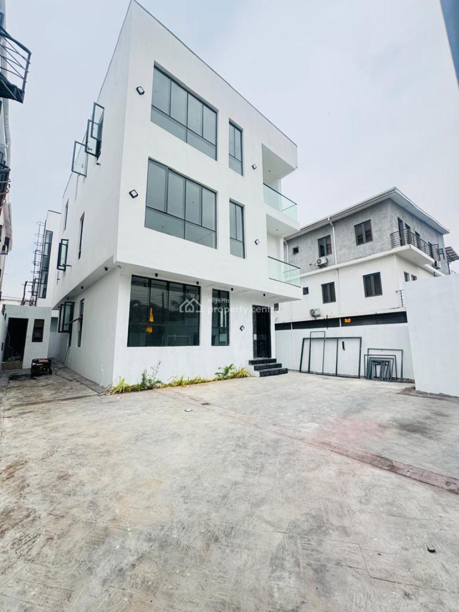Spacious 5 Bedrooms Detached Duplex with Bq, Lekki Phase 1, Lekki, Lagos, Detached Duplex for Sale